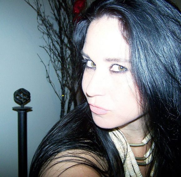 Meet your Posher, Mara - Picture 1 of 1